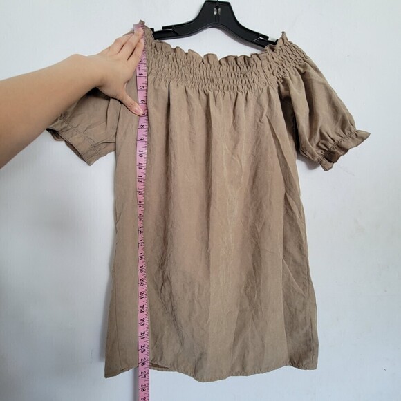 Toby Heart Ginger 100% Cotton Green Tan Smocked Short Sleeve Faux Suede Blouse - Picture 6 of 11